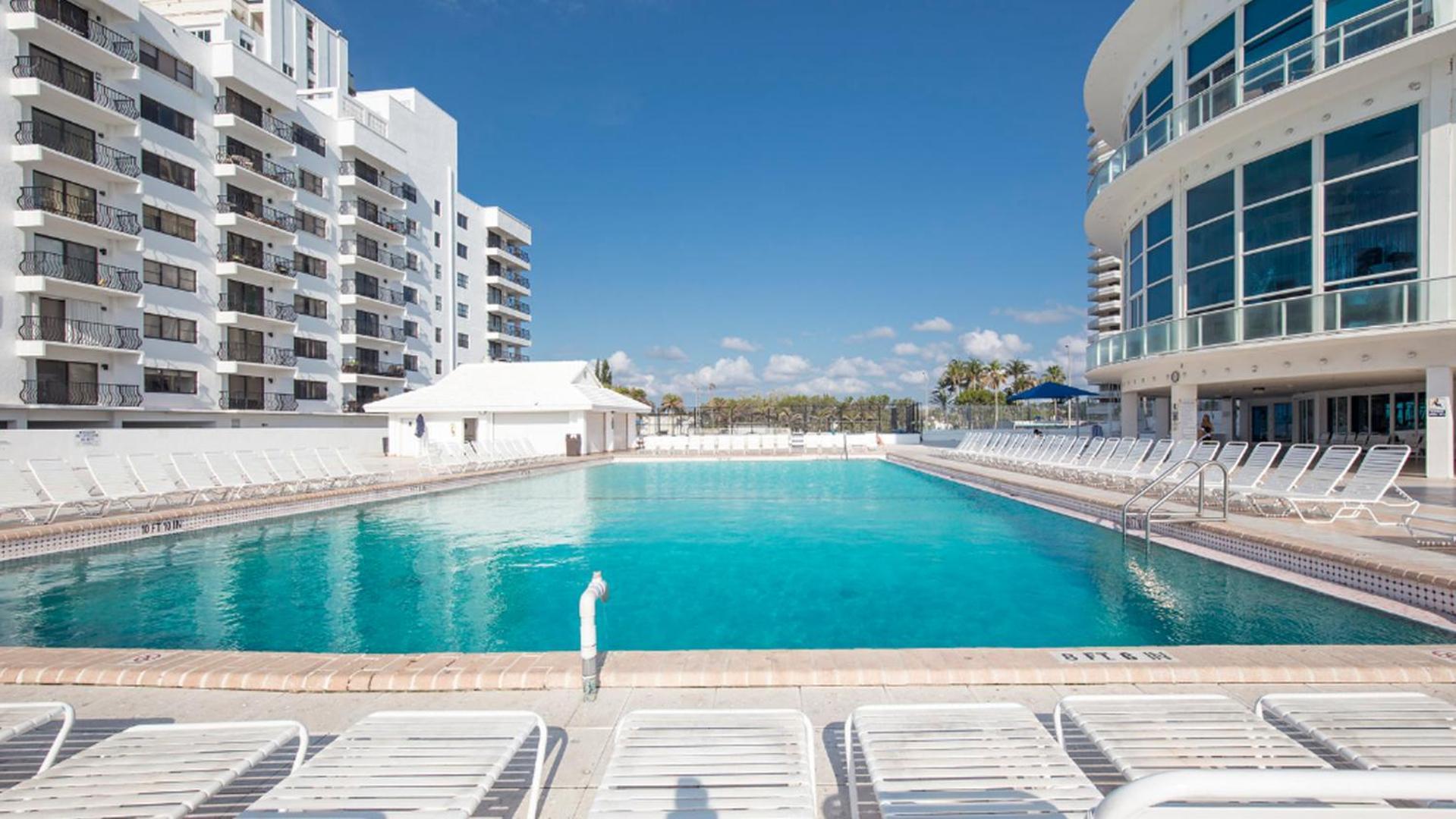 New Point Miami Beach Apartments Dış mekan fotoğraf