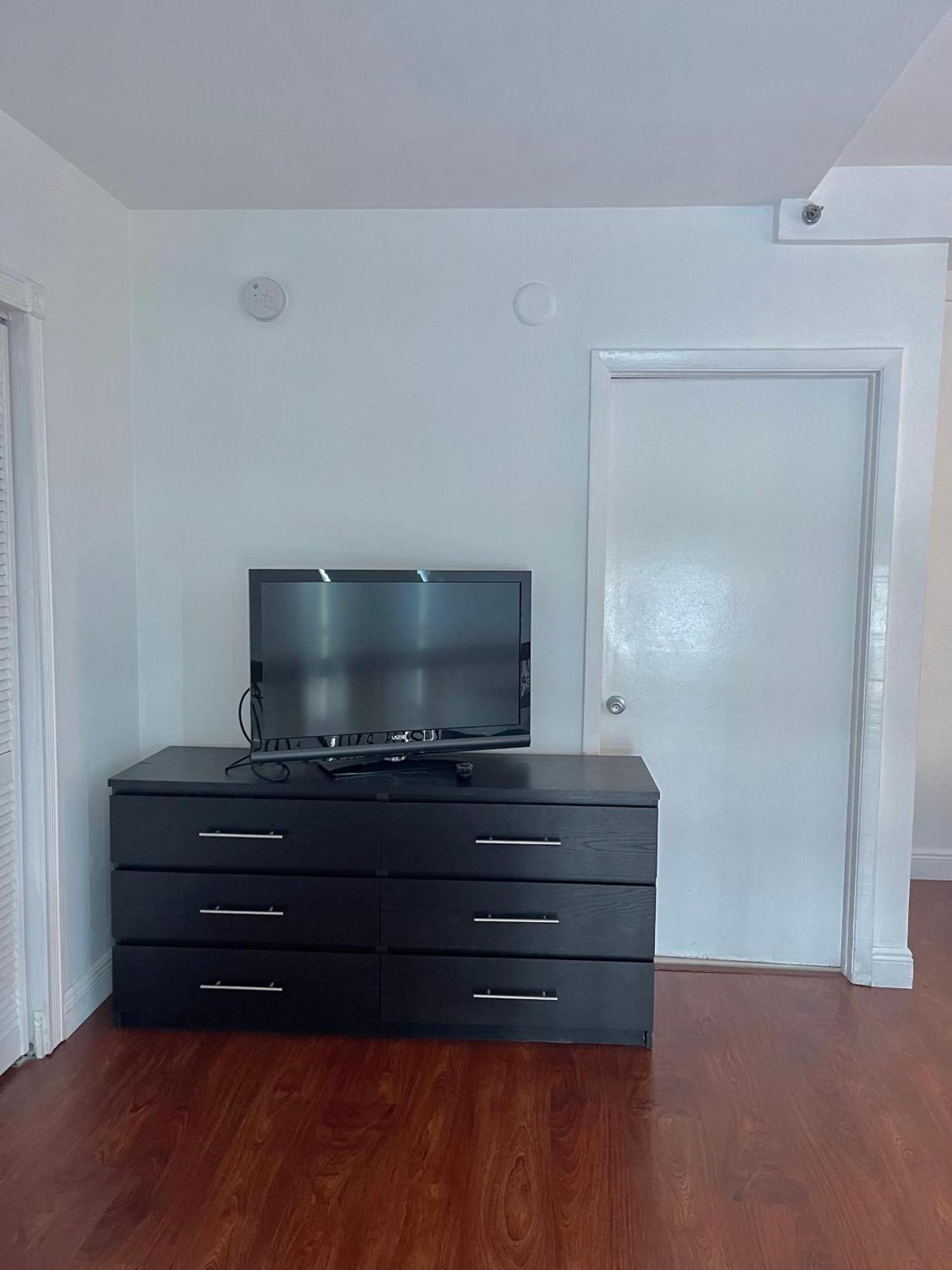 New Point Miami Beach Apartments Dış mekan fotoğraf